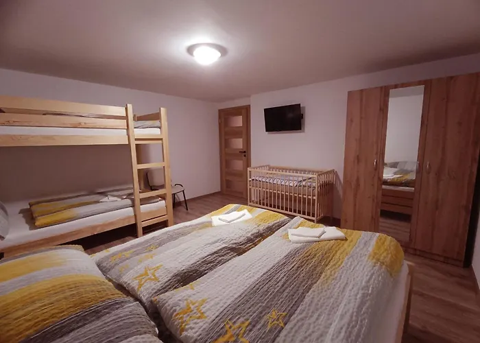 U Verčimáků - Rodinný Dům Se 4 Ložnicemi Villa